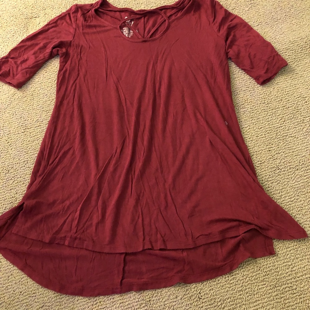 long maroon shirt